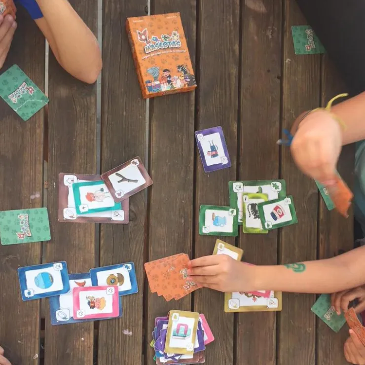 Juego de cartas Mascotas<Atomo Games