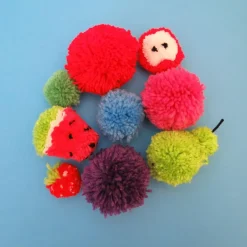 Maletín crea con pompones<Button Bag Outlet