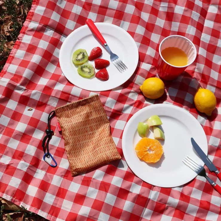 Mantel de picnic plegable<Kikkerland