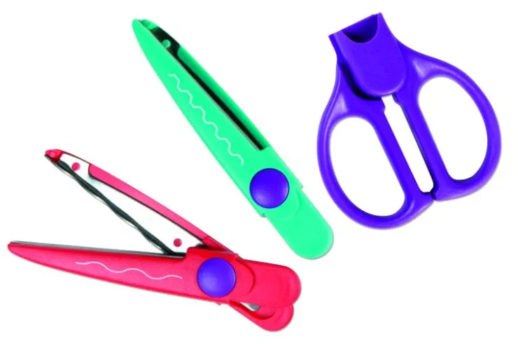 Set tijeras Zig Zag con 8 hojas intercambiables<Milan Clearance
